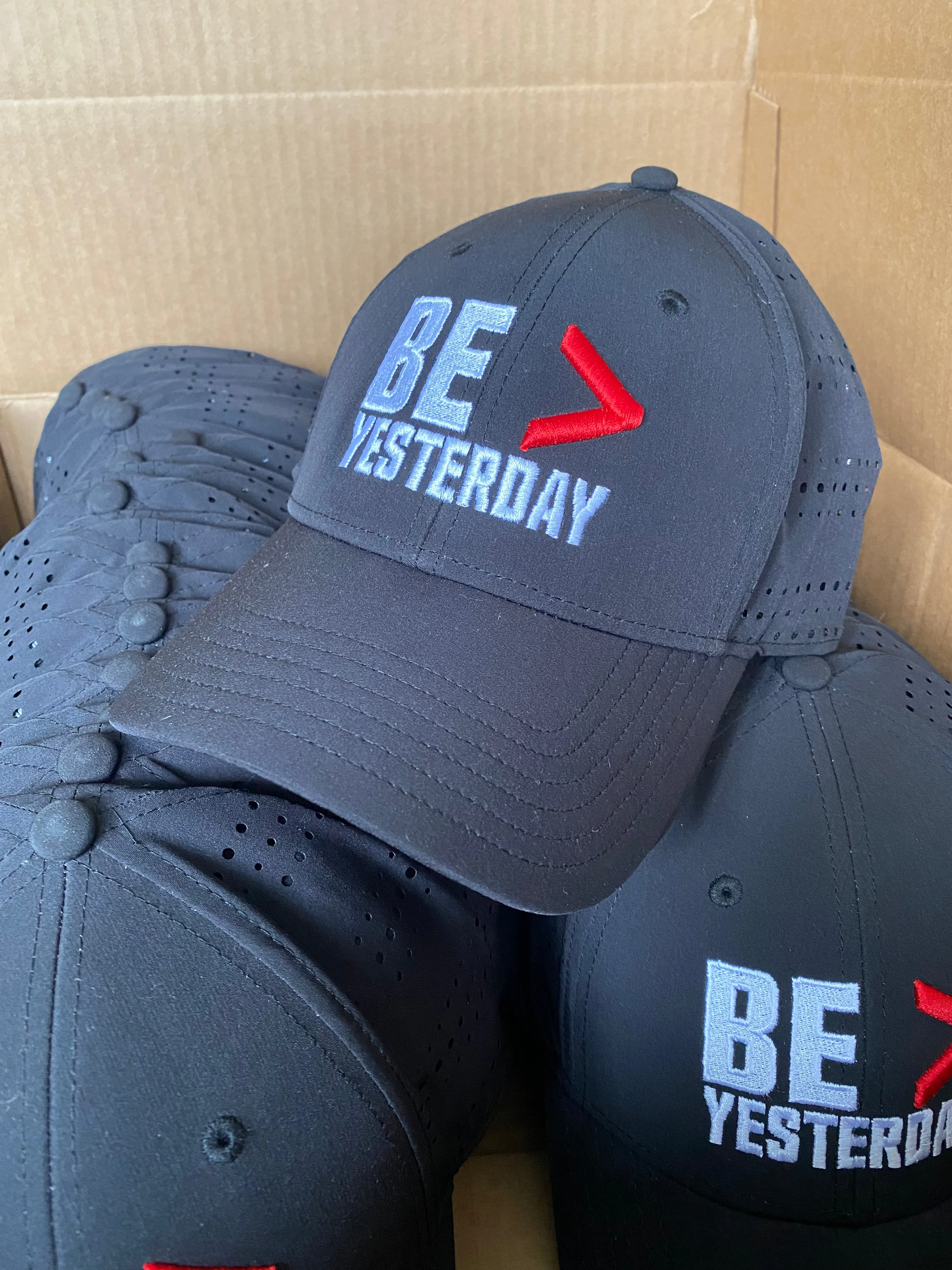 Be > Hat
