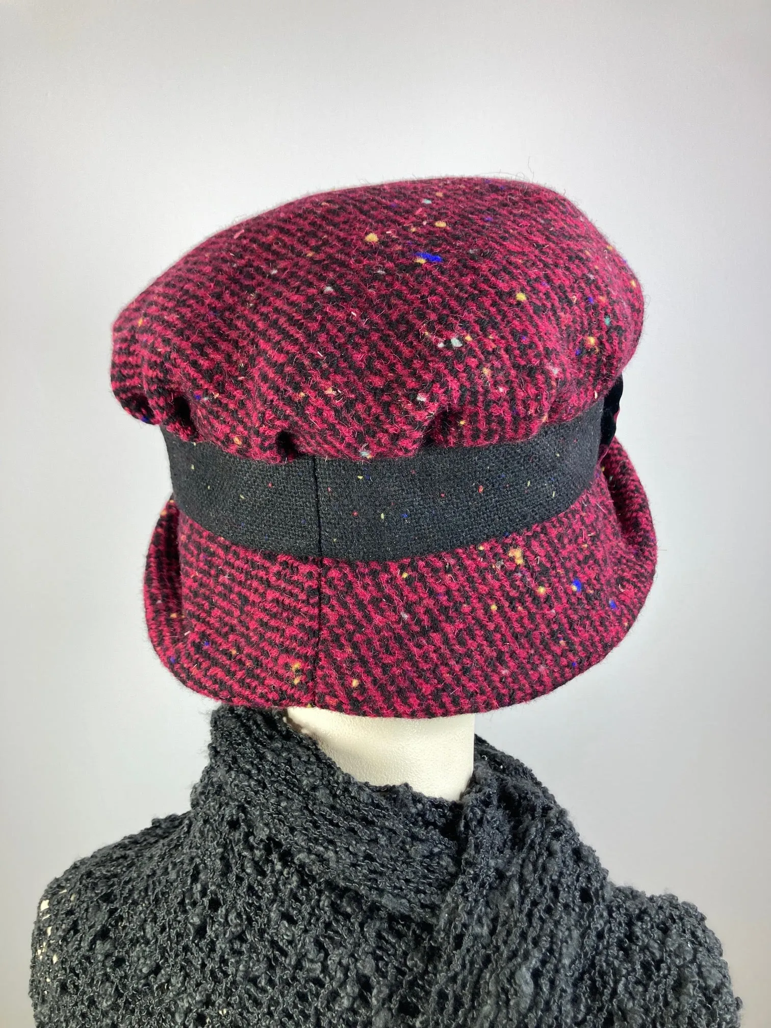 Downton Abbey Hat. Shabby chic hat. Black burgundy Cloche Hat. Winter bucket hat. Stylish small Hat. Womens Travel Hat. Great Gatsby Hat.
