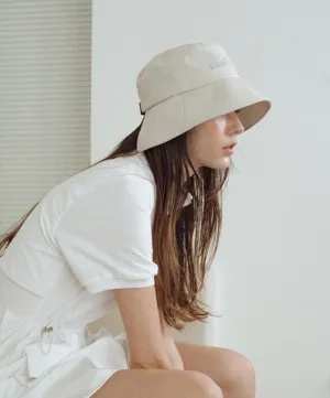 Monday Flow Ponytail Bucket Hat - Light Beige