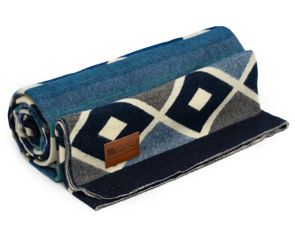 QISU Blue Ice Storm Wool Blanket – Artisan Craftsmanship for Winter Elegance