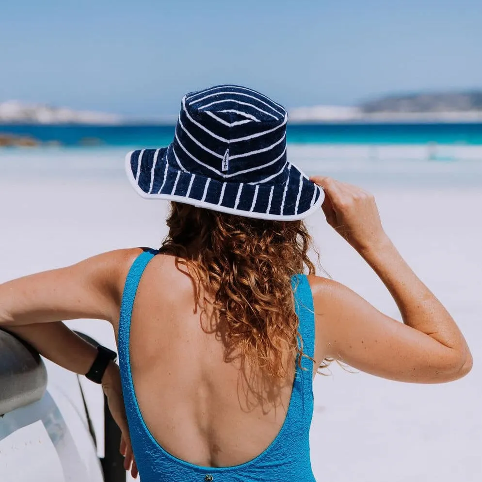Toweling Bucket Hat Navy with White