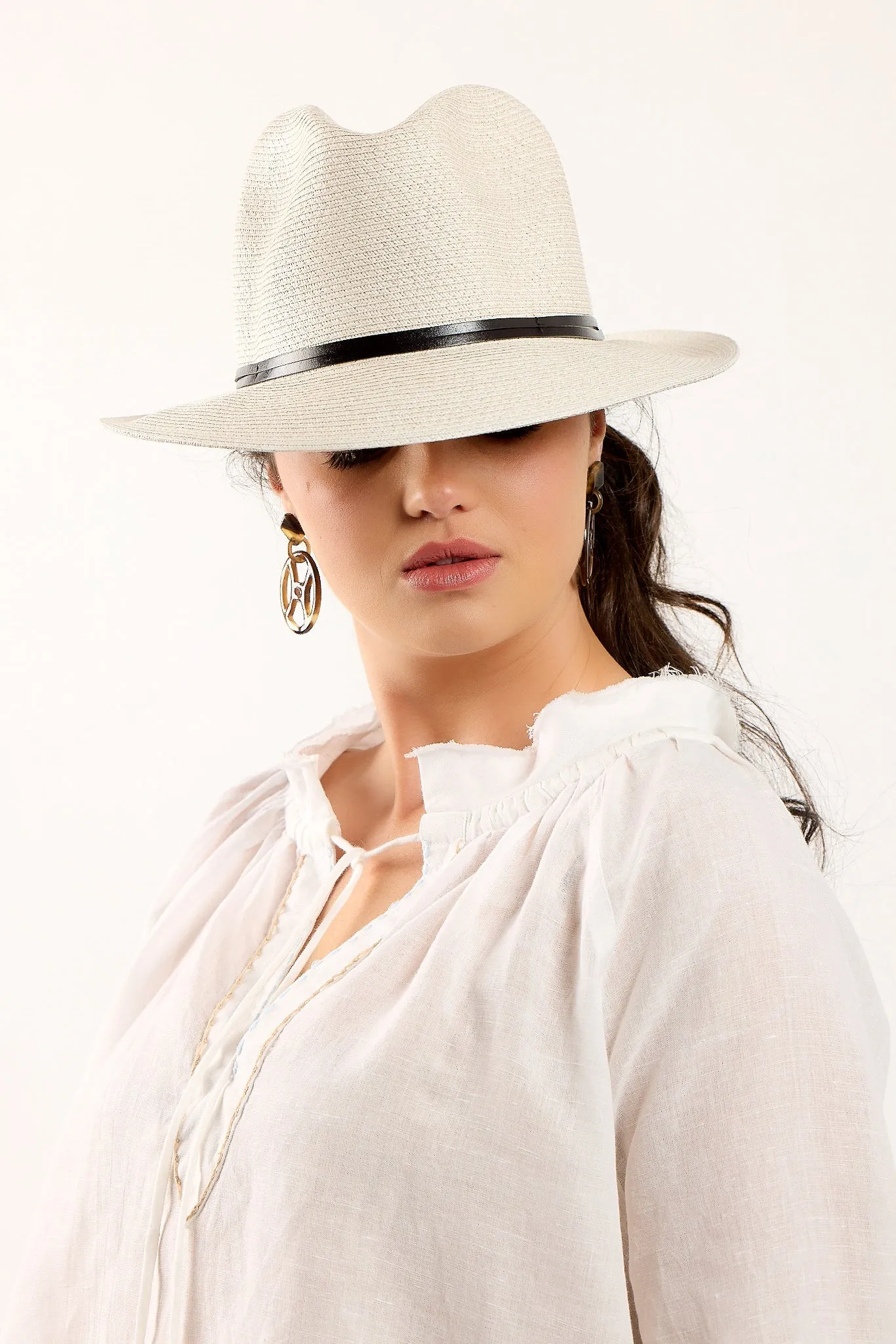 TRAVAUX EN COURS - Borsalino Hat Leather Strap - Off White